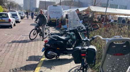 Onveilige verkeersituatie bij het marktplein